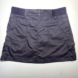Athleta skort, gray-blue, size 6